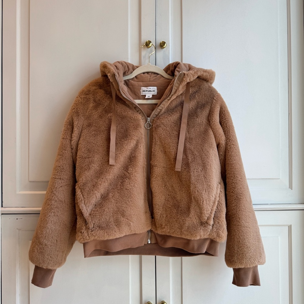 For The Republic Tan Women’s Puffer Jacket